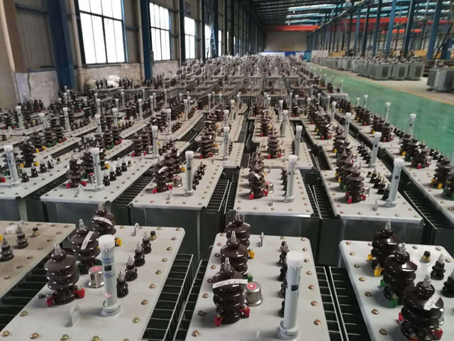 阜平1000KVA油浸式变压器